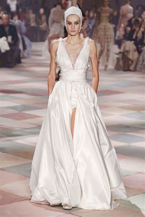 abiti da sposa dior 2022|abiti Dior.